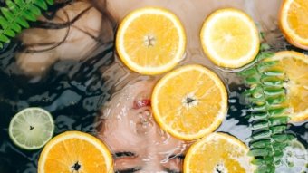 sliced lemon on bathtub